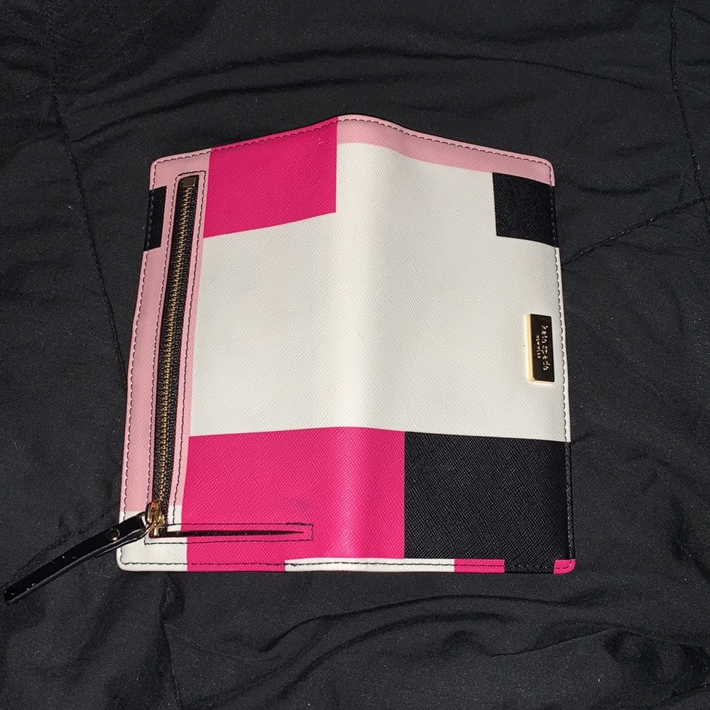 Kate Spade wallet - Picture 5 of 6